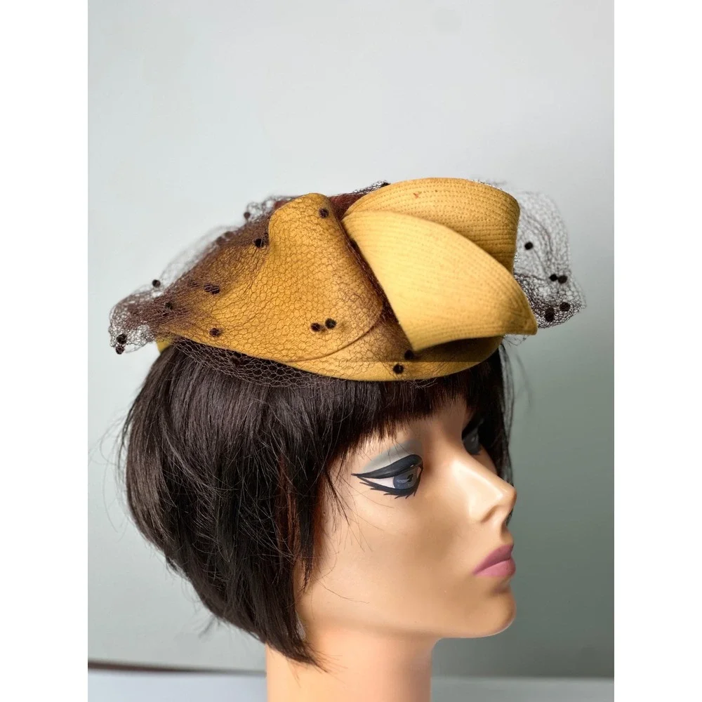 Vintage 1940s Tilt Hat Mustard Yellow Felt Brown Velvet Leaves Eagle Handcraft